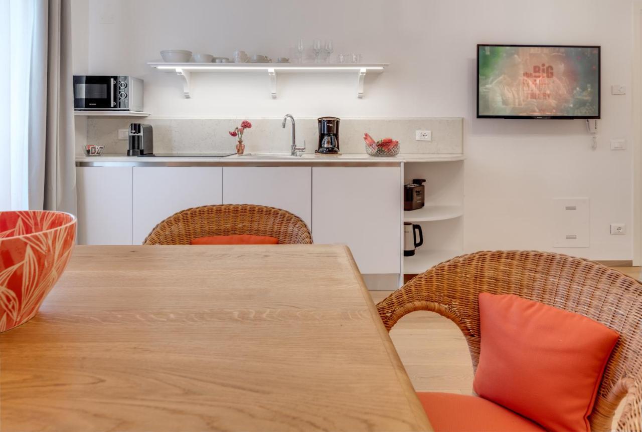 Rambaldi Apartments In Casa Nr 6 With Shared Terrace Bardolino Exterior foto